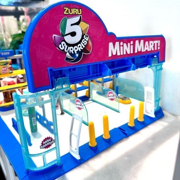 5 Surprise Mini Brands Series 3 Electronic Mini Mart Playset by ZURU - Picture 9 of 11
